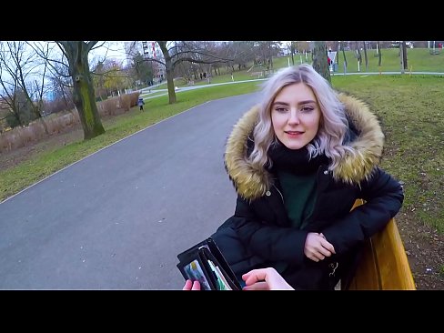 ❤️ Menelan air mani panas orang asing demi uang - blowjob di taman oleh Eva Elfie Video anal di id.assistirhentai.ru